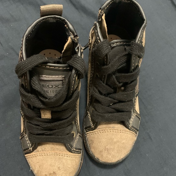 GEOX Booties size9C - Picture 3 of 4